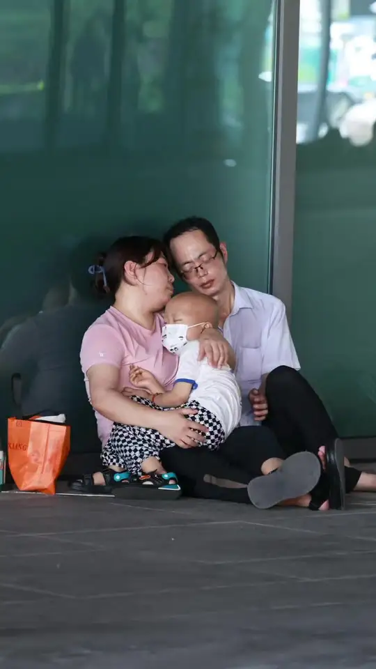 看的我热泪盈眶😭看的出她们正在经历困境，希望我小小的举动能给她们带来